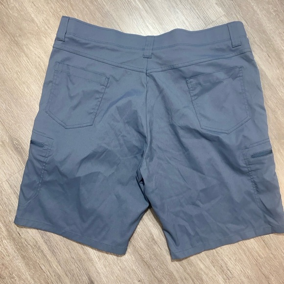 Wrangler Men's Cargo Shorts in Slate Blue Size 40 - Picture 3 of 12